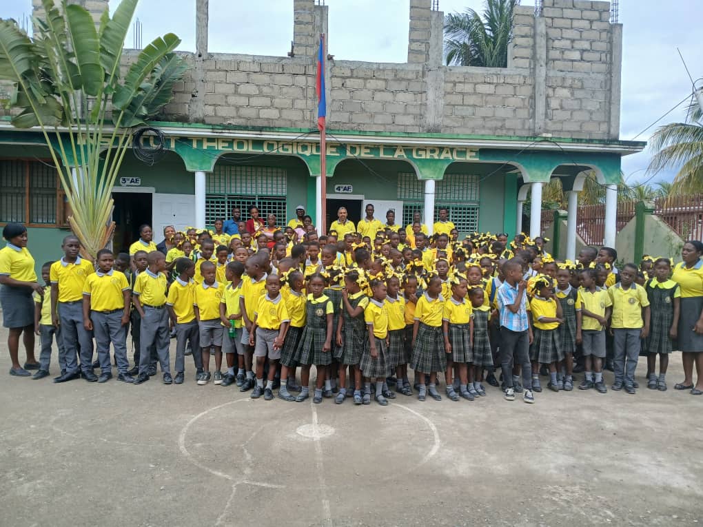 Children studying in Haiti school